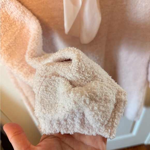 LIZ LISA Pink and Cream V-Neck Sweater | Size 0 - Picture 5 of 6